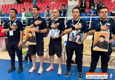 یک دقیقه سکوت به احترام رئیس جمهور در هاکی قهرمانی آسیا - پارس فوتبال | خبرگزاری فوتبال ایران | ParsFootball