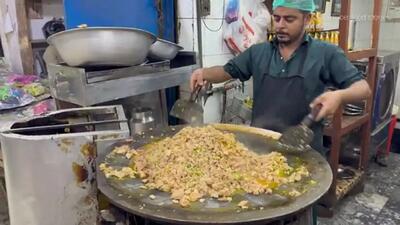 ویدئو/ پخت غذای خیابانی در پاکستان؛ از کباب کوبیده تا واویشکای جگر و گوشت