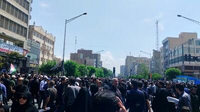 حرکت جالب وزیر بهداشت در خیابان انقلاب تهران