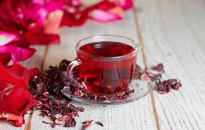 روش صحیح تهیه چای گل سرخ؛ خواص عجیب این نوشیدنی را بشناسید!