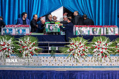 وداع با پیکر رئیس جمهور و شهدای خدمت در مصلی تهران