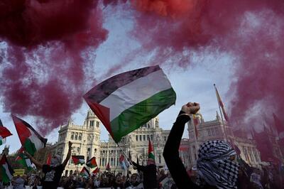 اسپانیا و ایرلند کشور فلسطین را به‌رسمیت می‌شناسند