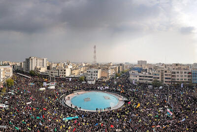 ببینید | تصاویر هوایی از میدان انقلاب