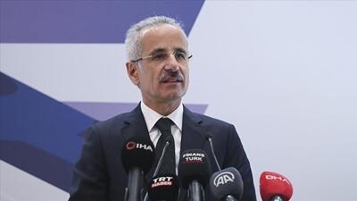 وزیر حمل‌ونقل ترکیه:سیستم سیگنال بالگرد رییسی یا خاموش بوده یا چنین سیستمی نداشته | روزنو