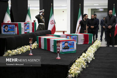 تصویری از دو مقام خارجی زن در مراسم یادبود رئیسی