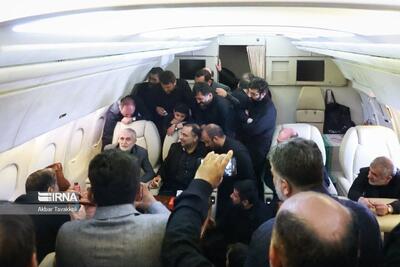 روضه‌خوانی منصور ارضی در هواپیمای حامل پیکر رئیسی | رویداد24