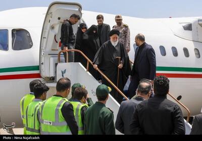 ورود خانواده شهید آیت‌الله رییسی به فرودگاه مشهد- عکس صفحه استان تسنیم | Tasnim
