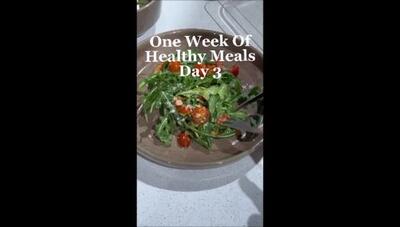 پخت یک غدای رژیمی سالم  سرشار از پروتئین ؛ به سبک نگار فرهمند همسر پژمان جمشیدی + ویدیو