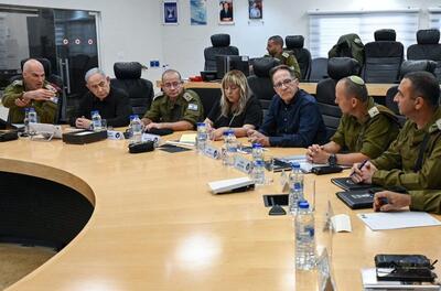 شبکه ۱۲ اسرائیل: کابینه جنگی و نهاد‌های امنیتی بر سر توقف حمله به رفح توافق کردند