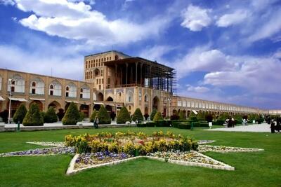 کیفیت هوای اصفهان قابل‌قبول است