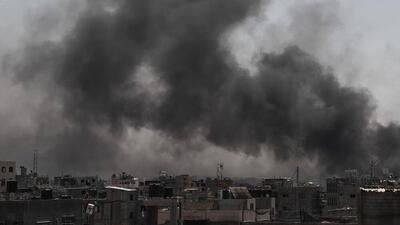 غزه میان بهت بشر شعله می‌کشد