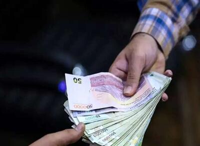 ببینید | رئیس دانشکده اقتصاد دانشگاه صنعتی شریف: هیات مدیره بانک‌ها حقوق بیخودی می‌گیرند
