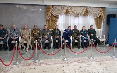 ادای احترام وابسته‌های نظامی خارجی مقیم تهران به شهدای خدمت
