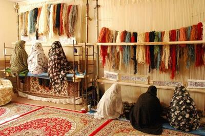 فروش فرش افغان به‌نام فرش ایرانی در بازار تهران