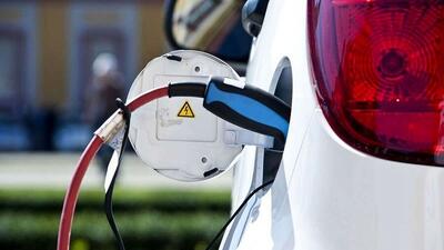 خودروی برقی هر چند کیلومتر یکبار شارژ می شود؟