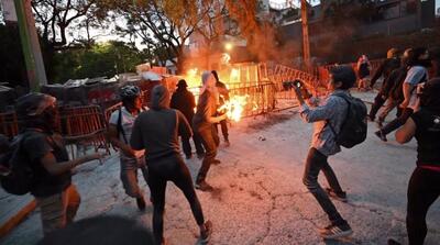 حمله معترضان به سفارت اسرائیل در مکزیک | ببینید