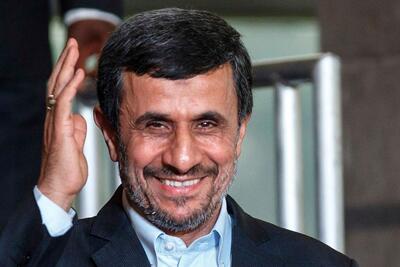 احمدی نژاد در اولین فرصت برای ریاست جمهوری ثبت نام می کند