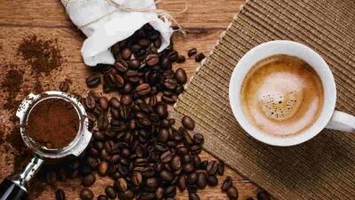 از فواید و مضرات چای و قهوه چه می‌دانیم؟ | بهترین زمان خوردن قهوه ؛ این افراد نباید ناشتا قهوه بخورند