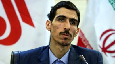 حمله مالک شریعتی به علی لاریجانی: مردم آقا بالاسر نمی‌خواهند