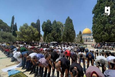 اقامه نماز جمعه در مسجدالاقصی با حضور ۴۰ هزار فلسطینی