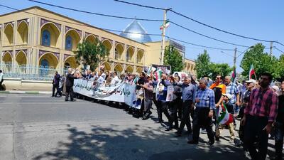 نمازگزاران در اعتراض به جنایات اسرائیل در رفح راهپیمایی کردند