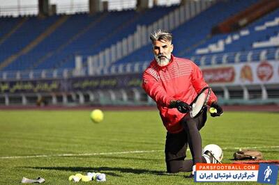 داوود فنایی جواب نکونام را داد؛ یاد بگیر به تیمی که خوب بازی می‌کند، احترام بگذاری! + عکس - پارس فوتبال | خبرگزاری فوتبال ایران | ParsFootball