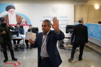 نماینده سابق کرمان در چهاردهمین دوره انتخابات ریاست جمهوری ثبت نام کرد