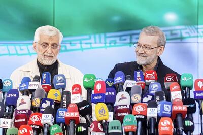 انتخابات در ایران ذاتا تبدیل به دو قطبی می‌شود/ آیا احمدی نژاد می‌تواند دو قطبی جلیلی - لاریجانی را بشکند؟ | اقتصاد24