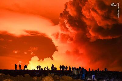 عکس/ جلوه‌گری طبیعت با فوران آتشفشان در جنوب غربی ایسلند