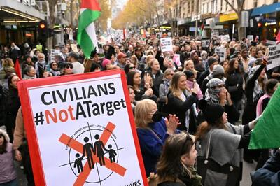 تصاویر/ تجمع استرالیایی ها در ملبورن در حمایت از فلسطینی ها | خبرگزاری بین المللی شفقنا
