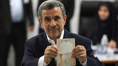 احمدی‌نژاد در انتخابات ریاست‌جمهوری ثبت‌نام کرد+ ویدئو - شهروند آنلاین