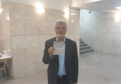 حضور محمود صادقی در ستاد انتخابات کشور - تسنیم
