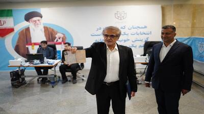 علی صوفی برای انتخابات ریاست جمهوری ثبت‌نام کرد