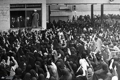 بازخوانی اندیشه امام خمینی(ره) در احیای جایگاه زنان در جامعه