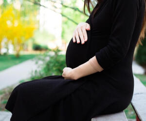 روش تاثیرگذار حرف زدن با جنین در بارداری