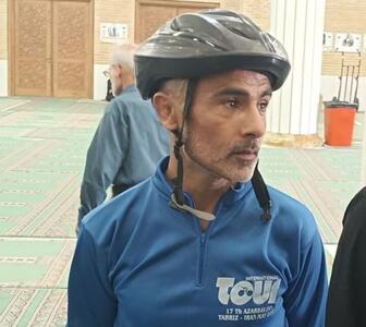 رکاب زدن دوچرخه سوار تبریزی از محل شهادت تا محل خدمت امام جمعه شهید