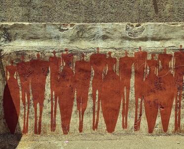ماجرای نقاشی‌های سرخ بر دیوارهای تهران چیست؟ مخفیگاه «میرزا حمید» پیدا شد (+عکس)
