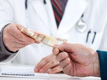 ممنوعیت پرداخت پول خارج از صندوق بیمارستان | اقتصاد24
