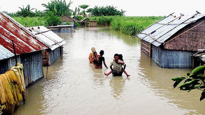 سیل ویرانگر در بنگلادش / 10 هزار خانه زیر آب رفت