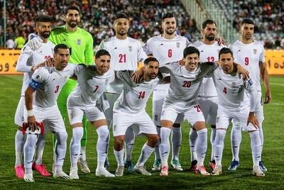 ورود تیم ملی فوتبال ایران به ورزشگاه ۴٠ هزار نفری هنگ‌کنگ (فیلم)