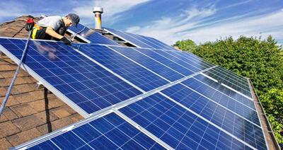 10 راهکار برای افزایش طول عمر پنل خورشیدی + هزینه - کاماپرس