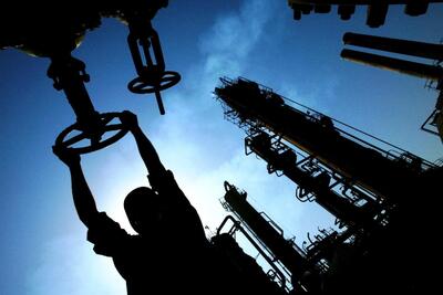 ثبات قیمت‌های جهانی نفت در میانه نگرانی‌ها از کاهش عرضه و تقاضای ضعیف