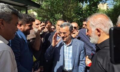 محمود احمدی نژاد باز هم وعده های پوچ می دهد