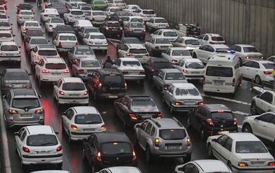 ترافیک سنگین در تمامی محور‌های شریانی کشور در ساعات پایانی تعطیلات