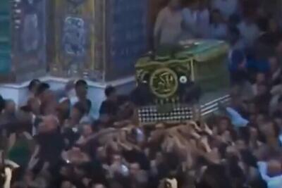 تشییع نمادین پیکر امام جواد (ع) در کاظمین بغداد+فیلم