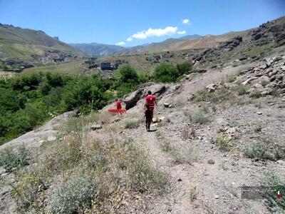 کشف جسد دختر 17 ساله در حالت نشسته در بیابان های خرم آباد+ عکس