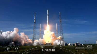 موشک فالکون ۹ طبق برنامه در اقیانوس اطلس فرود آمد