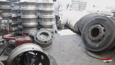 (ویدئو) سرنوشت لاستیک‌های کهنه؛ نگاهی به صنعت بازیافت تایر در کره