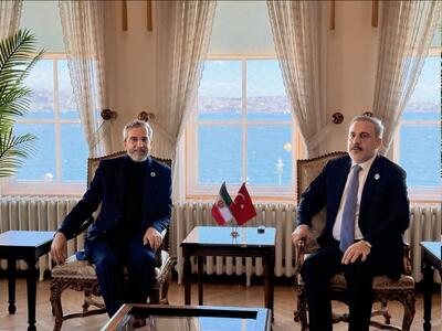 تاکید باقری بر اجرایی شدن توافقات بین سران ایران و ترکیه