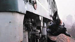 سلفی وحشتناک و مرگبار زن جوان با قطار